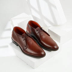 Nomad | Polished Leather Chukka Boots | 32306 Brown