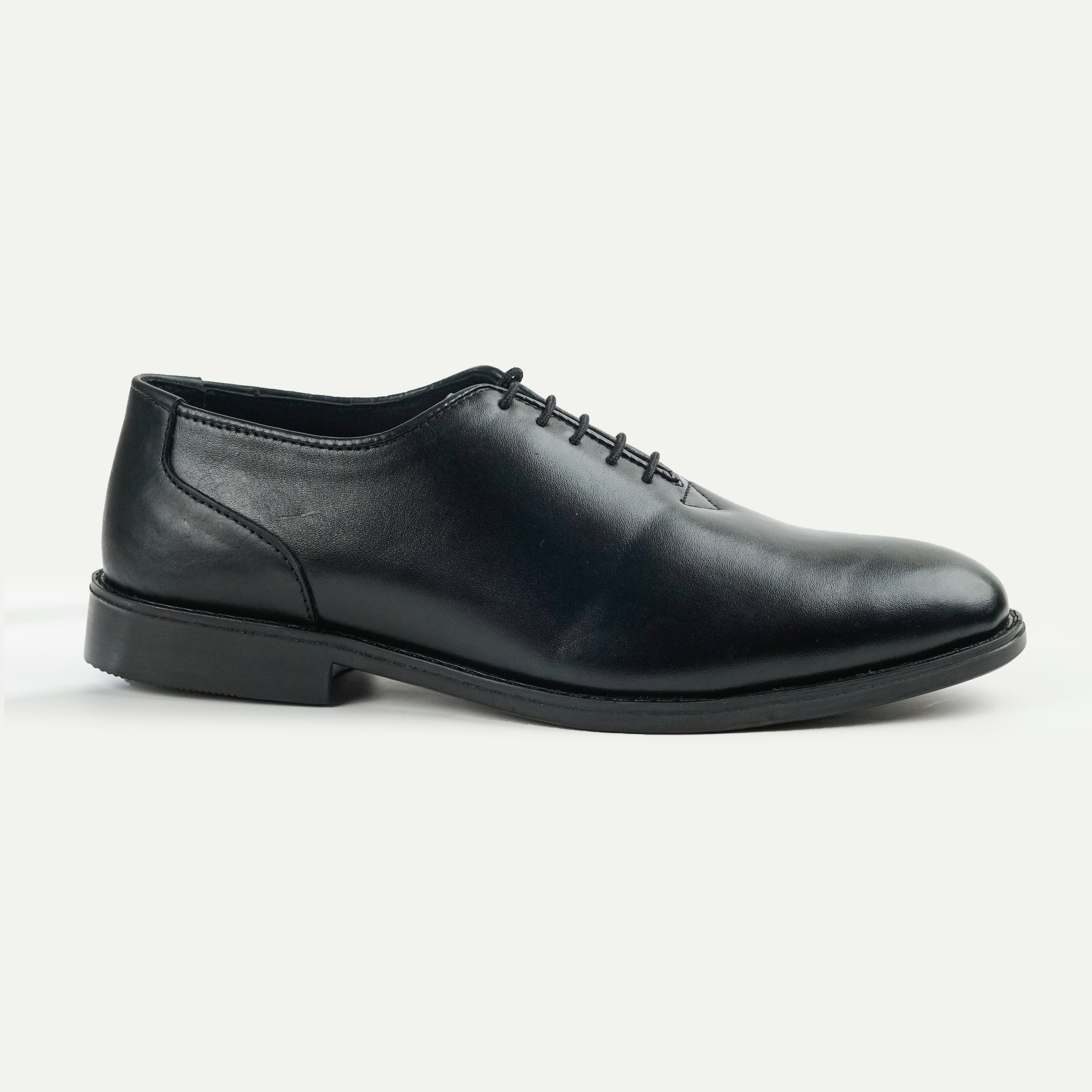 Valmani | 3251 Black | 100% Leather