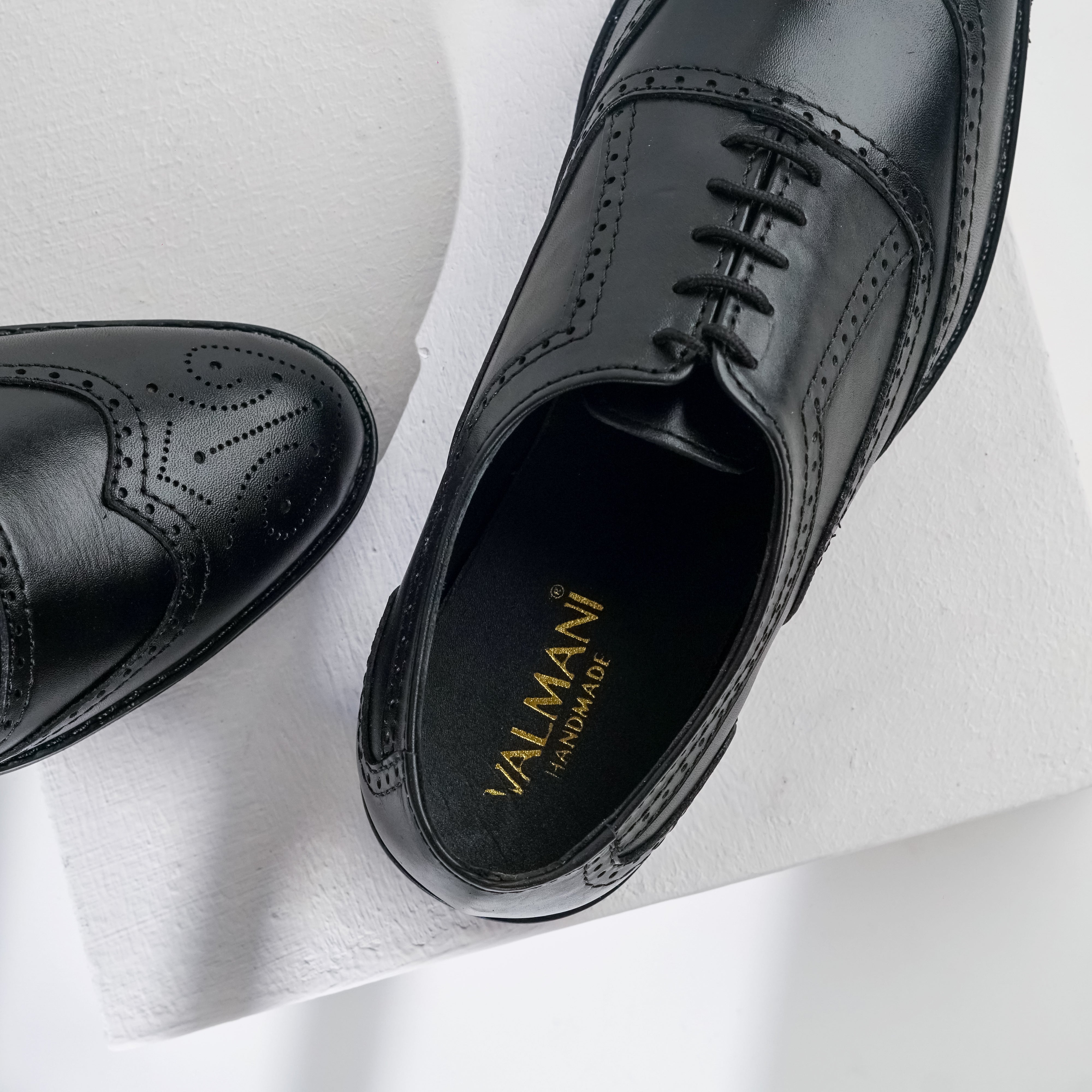 Valmani | 35053 Black | 100% Leather