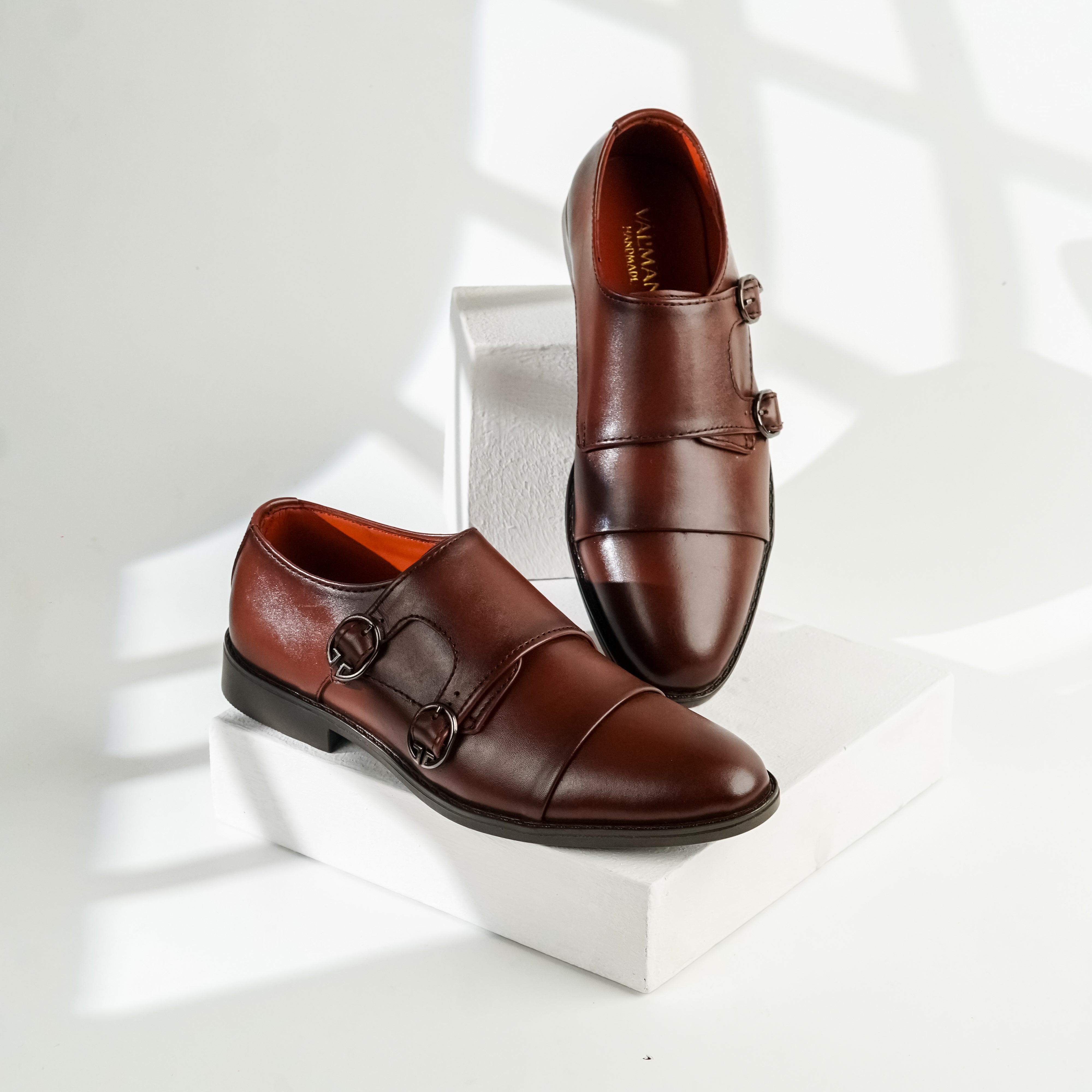 Valmani | 34052 Brown | 100% Leather