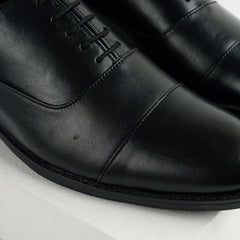 Commander | Leather Cap-Toe Derby Lace-Ups | 35051 Black