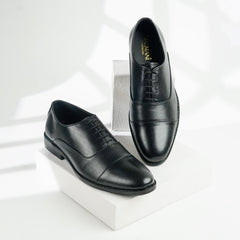 Commander | Leather Cap-Toe Derby Lace-Ups | 35051 Black