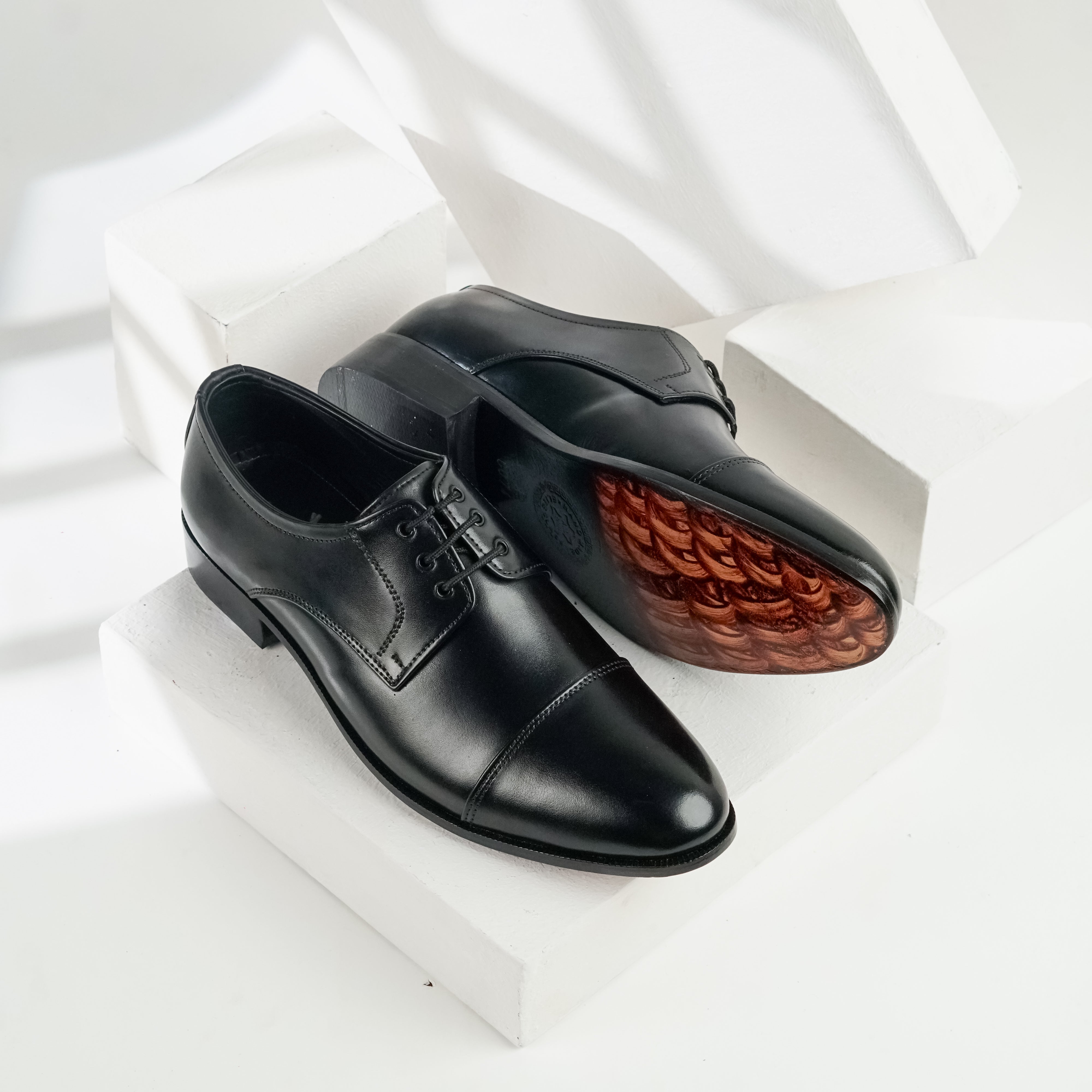 Valmani | Z-0074 Black | 100% Handcrafted