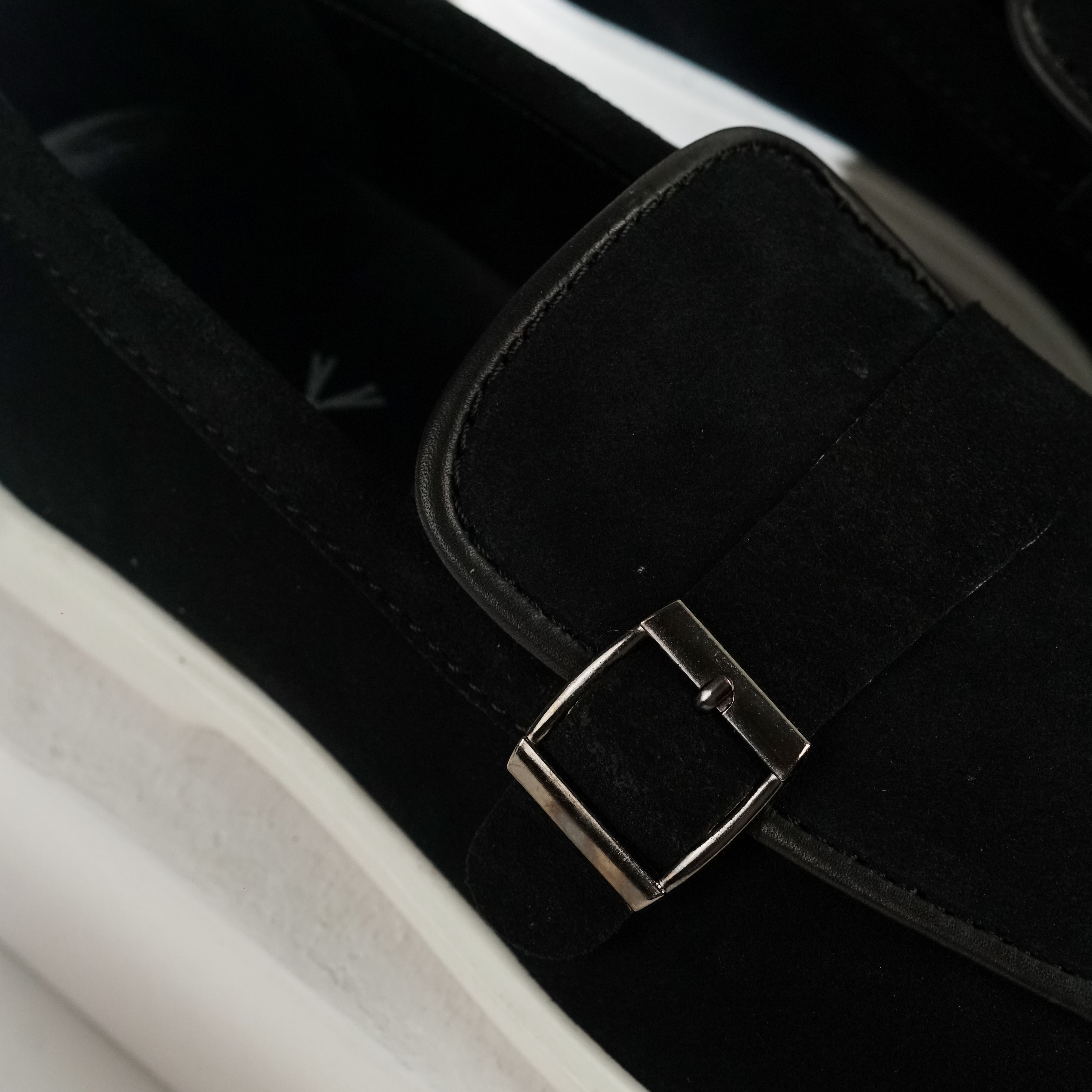 Valmani | 33306 Black