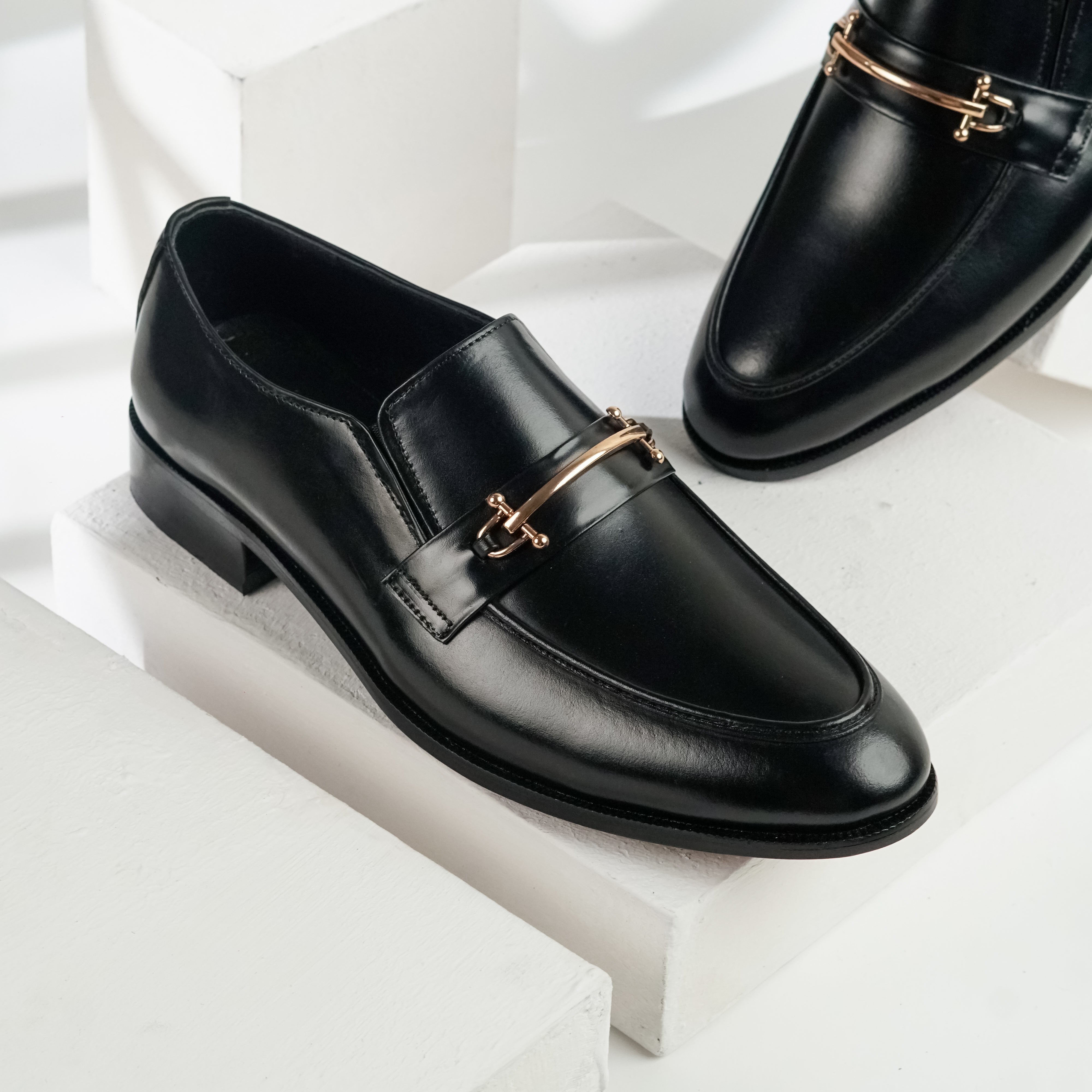 Valmani | Z-1255 Black | 100% Handcrafted