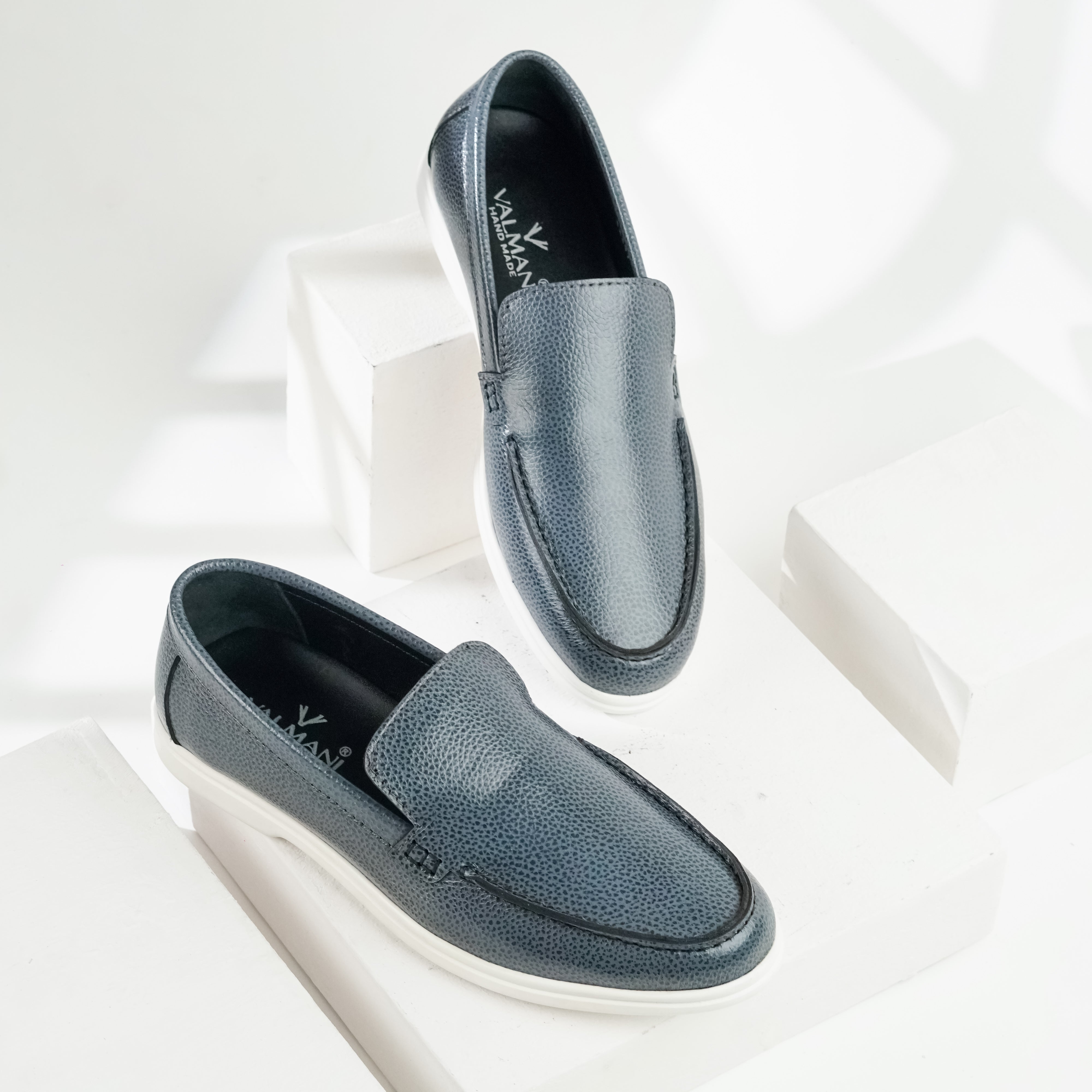 Valmani | 33304  Grey