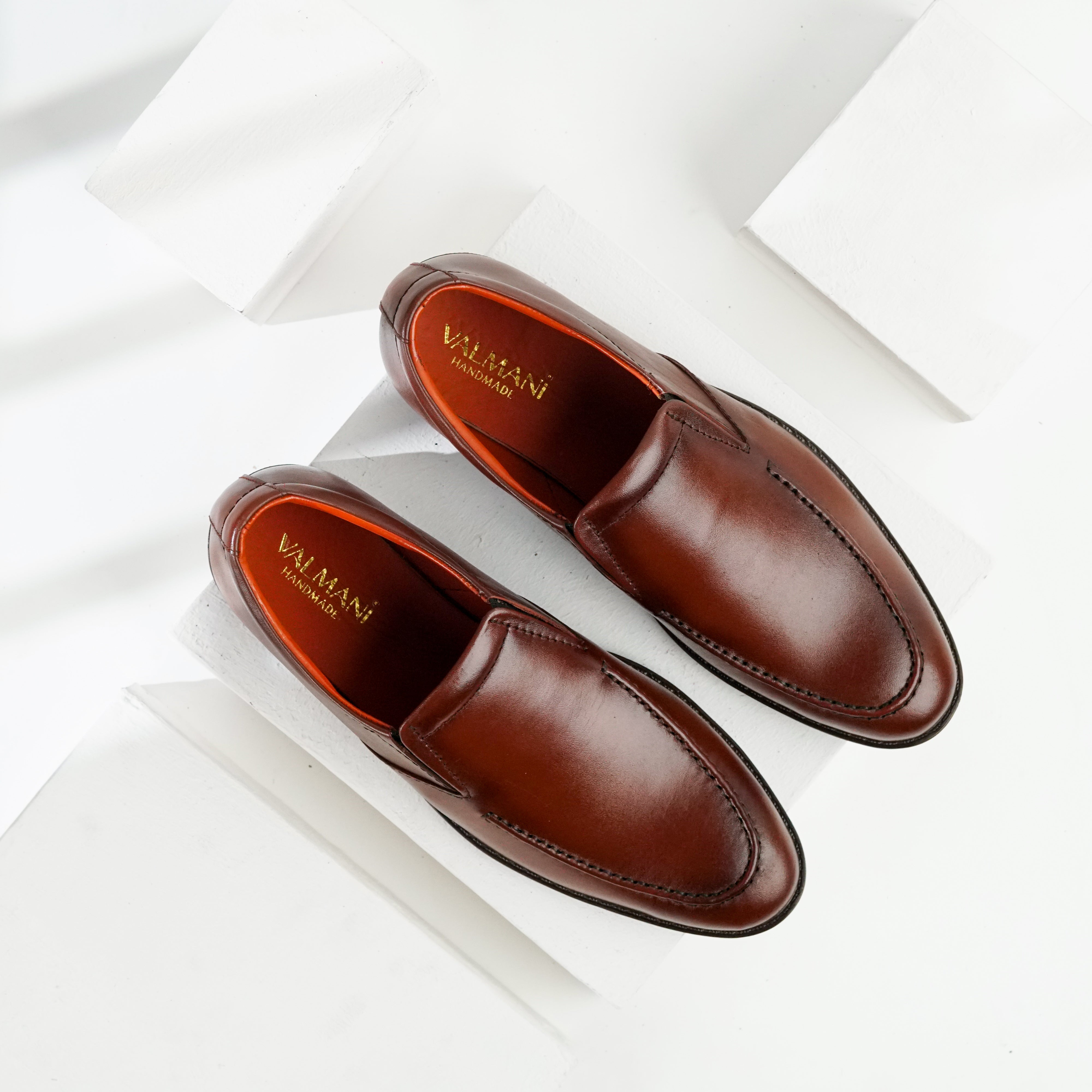 Valmani | 20006 Brown | 100% Leather