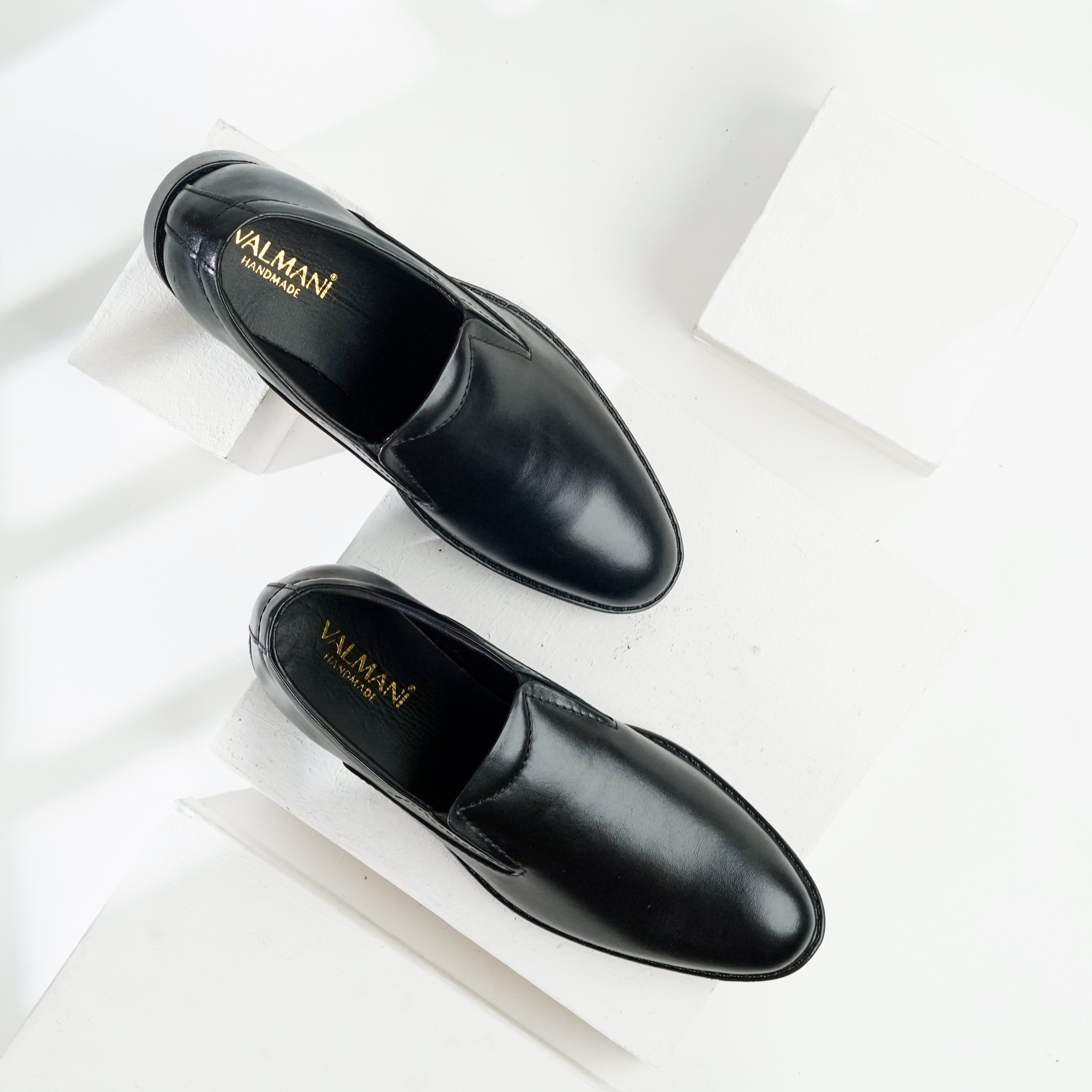 Valmani | 22203 Black | 100% Handcrafted