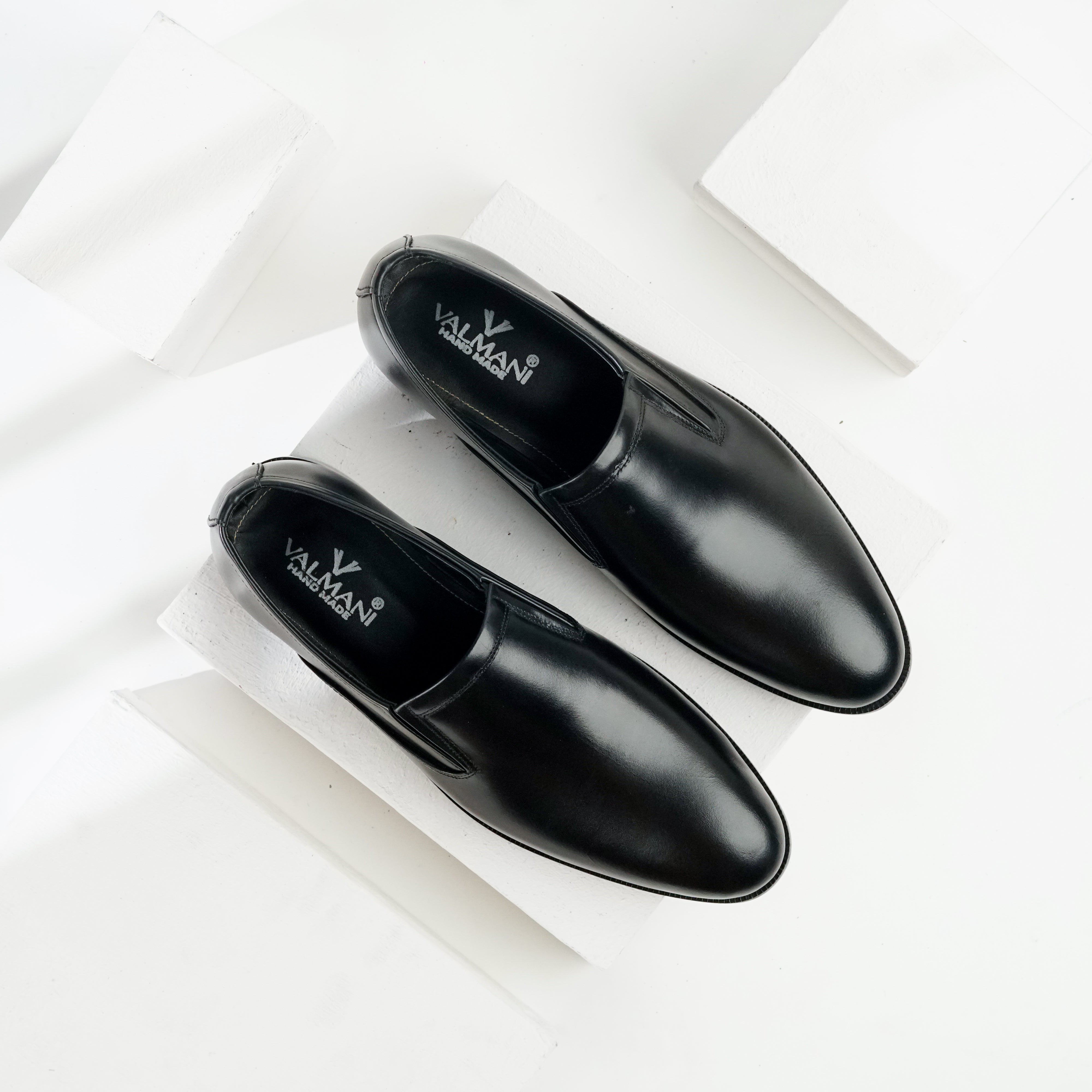 Valmani | Z- 0010 Black | 100% Handcrafted