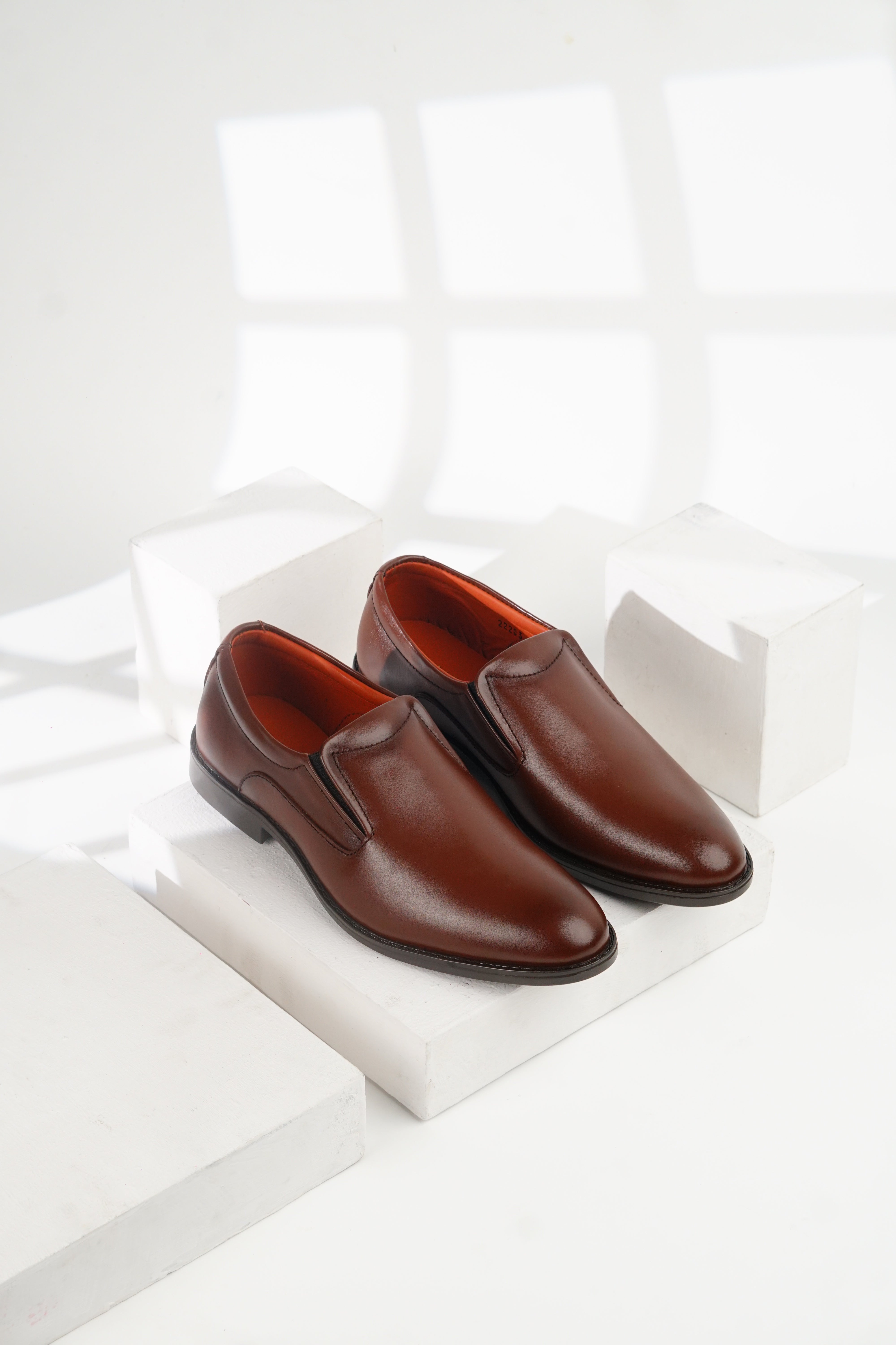 Valmani | 22203 Brown| 100% Handcrafted