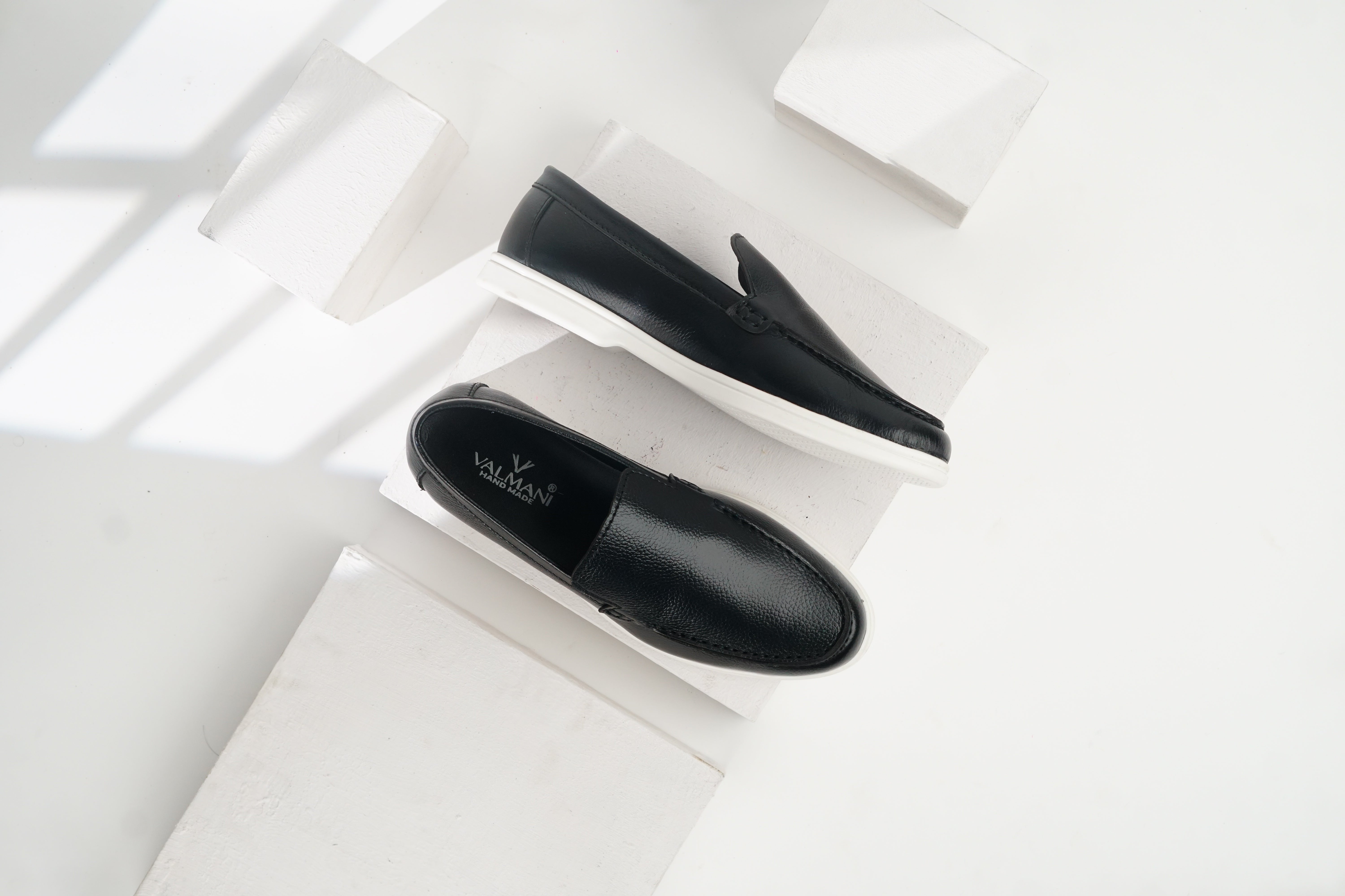 Valmani | 33304  BLACK