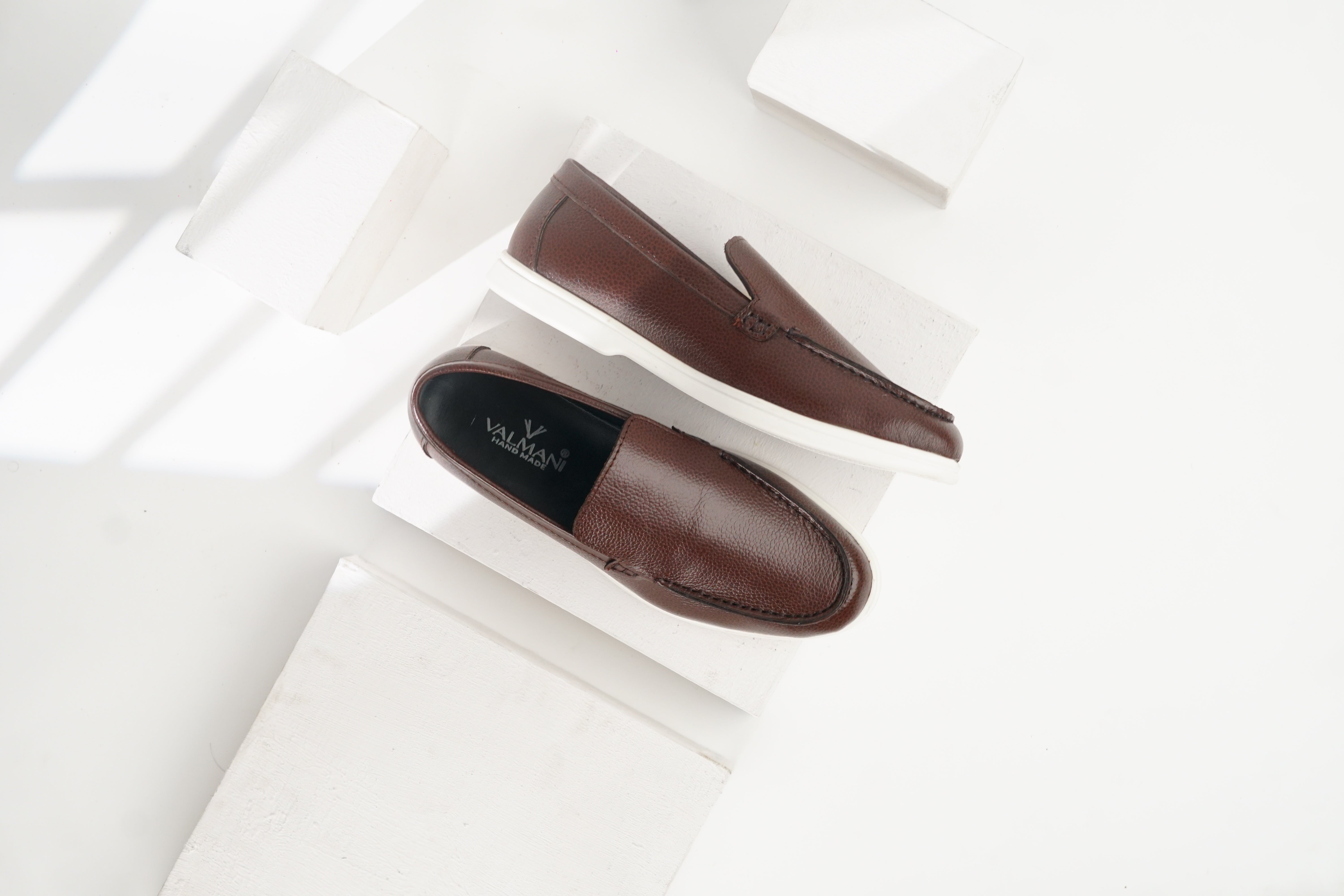Valmani | 33304  Brown