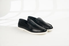 Riviera | Deck-Style Pebble Grain Leather Loafers | 33304 Obsidian Black